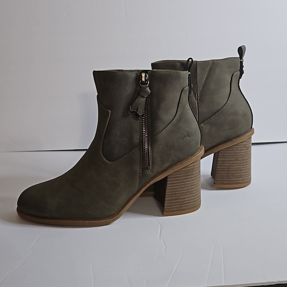 Dr Scholl's  Rodeo  Ankle  Boot sz 11 Olive Green Pre-owned  like new